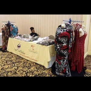 Meet your Posher, Twyla